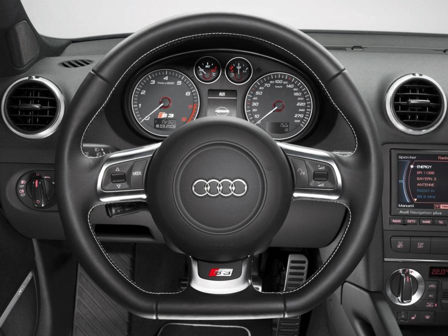 Панель приборов Audi S3 (8P) 2008 года  (WW) (фото 9 из 15)